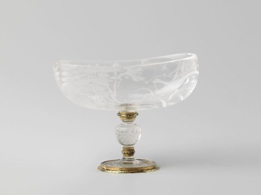 Footed dish