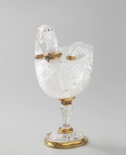 Vat in the shape of a goose