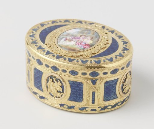 Snuffbox