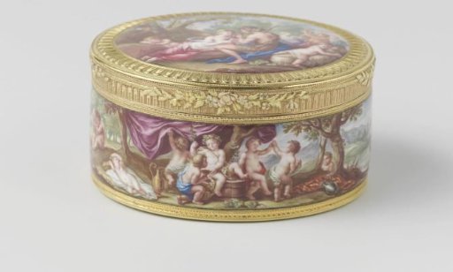 Snuffbox of gold, oval, with a shepherd scene in enamel on the lid, playing putti on the sides