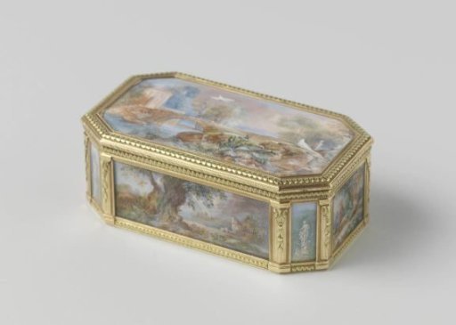 Snuffbox of gold, rectangular with chamfered corners, decorated with park views