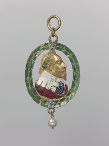 Pendant of gold and enamel with the bust of Gustavus Adolphus