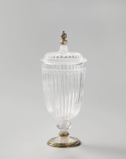 Cup with lid
