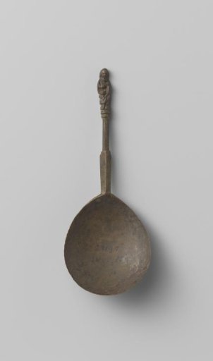 Apostle spoon with oval bowl
