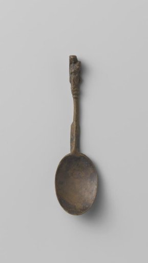 Spoon whose handle is crowned by a Madonna and Child