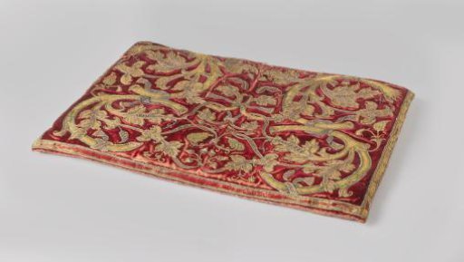 Chair seat with embroidery