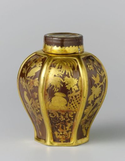 Lidded tea caddy
