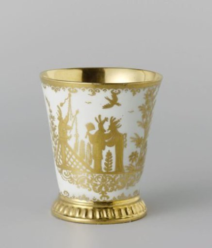 Cup, Painted with Figures in the Chinese Style