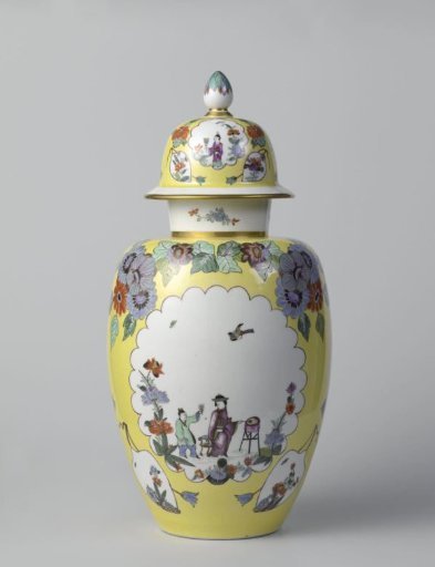 Lidded vase