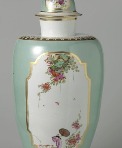 Lidded vase