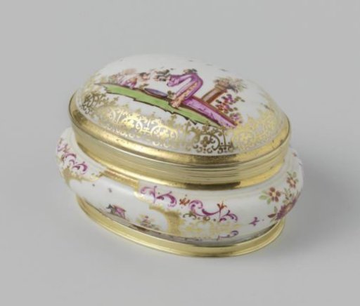 Sugar bowl with lid, multicoloured painted with chinoiserie