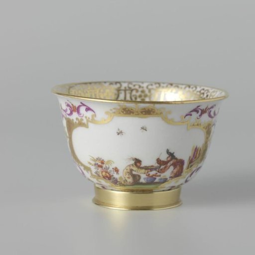 Cup, multicoloured painted with chinoiserie