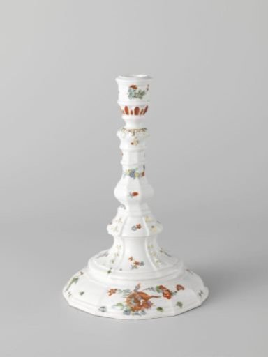 Candlestick, multicolored painted with a Kakiemon decoration
