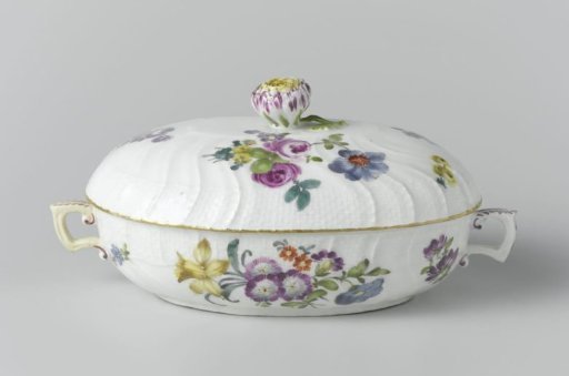 Plate, Multicolored Painted with Deutsche Blumen, Insects and Fruits