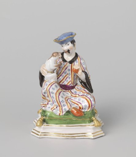 Pair of seated figures (pagodas)