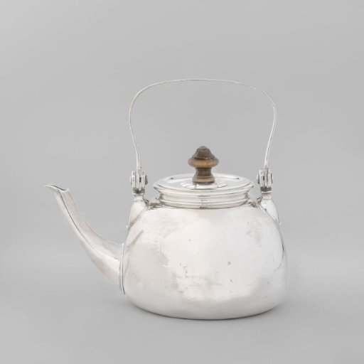 Silver teapot with engraved coat of arms of the Beaumont family
