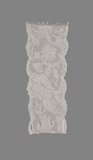 Binche lace cap