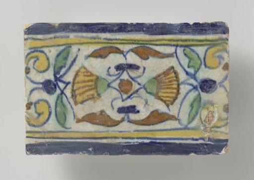 Border tile with marigolds and leaves