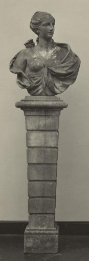 Bust of Diana