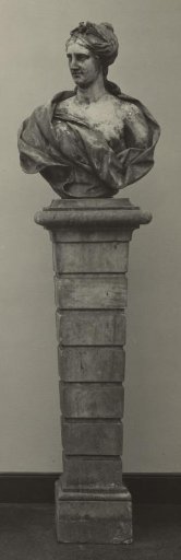 Bust of Flora