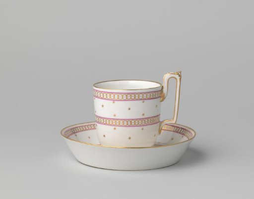 Saucer with stars and ornamental borders