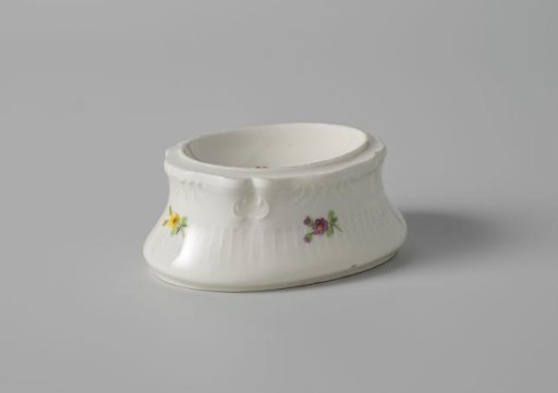 Salt cellar with bouquets and flower sprays
