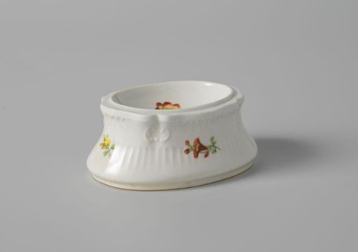 Salt cellar with bouquets and flower sprays