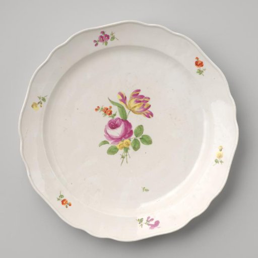 Dish with a bouquet and flower sprays