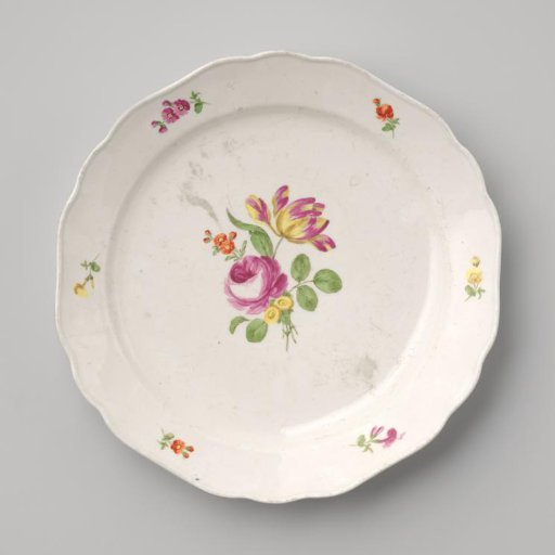 Dish with a bouquet and flower sprays