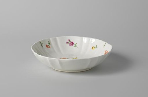 Dish with a bouquet and flower sprays