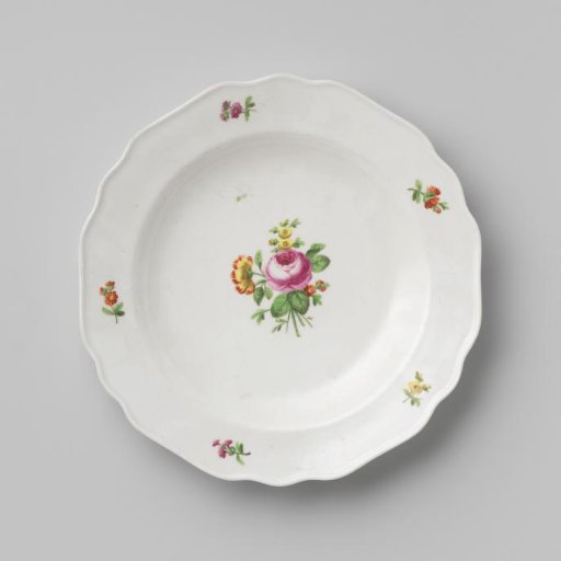 Plate with a bouquet and flower sprays