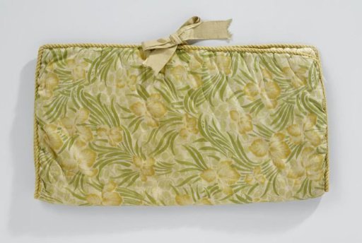 Sachet of Pongée Silk Printed with Yellow and Green Leaf and Flower Motifs, Lined with Cream-Coloured Satin, Trimmed with Yellow Silk Cord