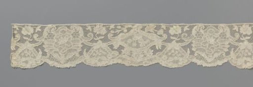Strip of Needle Lace with Hanging Rose Branch in a Diamond Pattern
