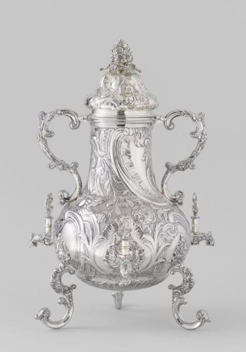 Tap jug, with three taps, with chased rocailles, floral and flame motifs