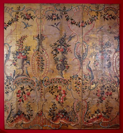 Thirteen strips of gold leather, six of which are distributed over two panels