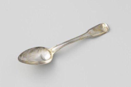 Spoon with the Clifford crest