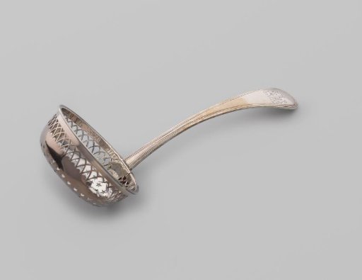 Sugar spoon with the Clifford family coat of arms