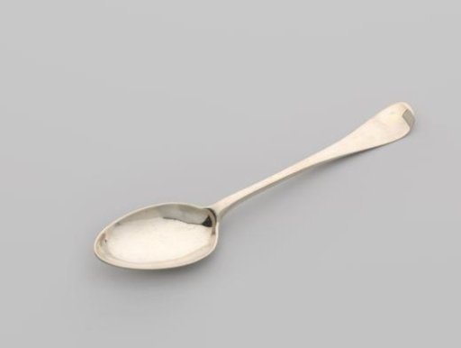 Dessert spoon with the Clifford crest