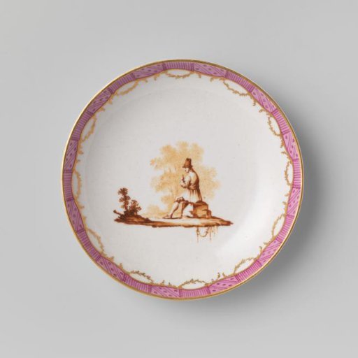 Porcelain dish