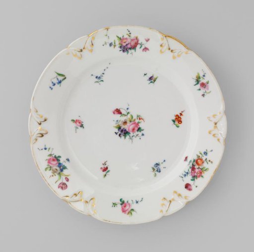 Plate with bouquets and flower sprays