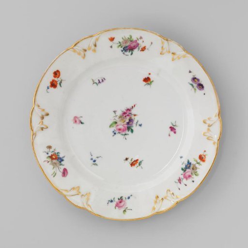 Plate with bouquets and flower sprays
