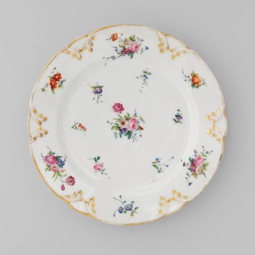Plate with bouquets and flower sprays