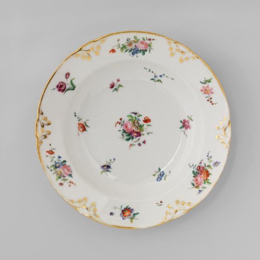 Plate with bouquets and flower sprays