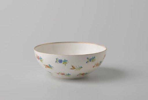 Bowl with flower sprays