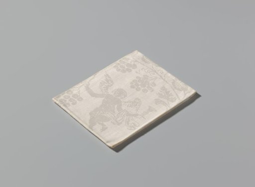 Napkin with personifications of the seasons winter and autumn