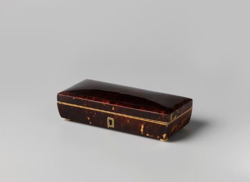 Spoon box