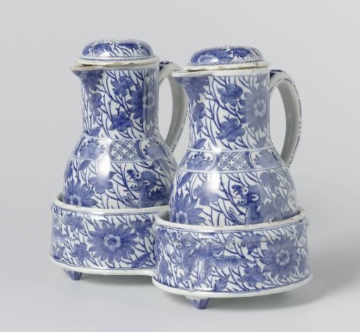 Cruet set