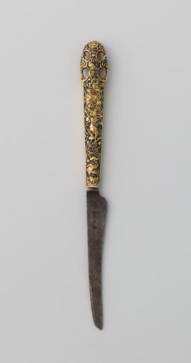 Knife with engraving Margarita de Weve