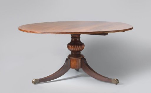 Table with a round top on a vase-shaped stem decorated with knobs, on three partially fluted legs ending in copper claws