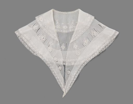 Fichu with Small Shawl Collar, of Linen Batiste Decorated with Floral and Fancy Motifs in White Work and Needlepoint Stitches of Cotton
